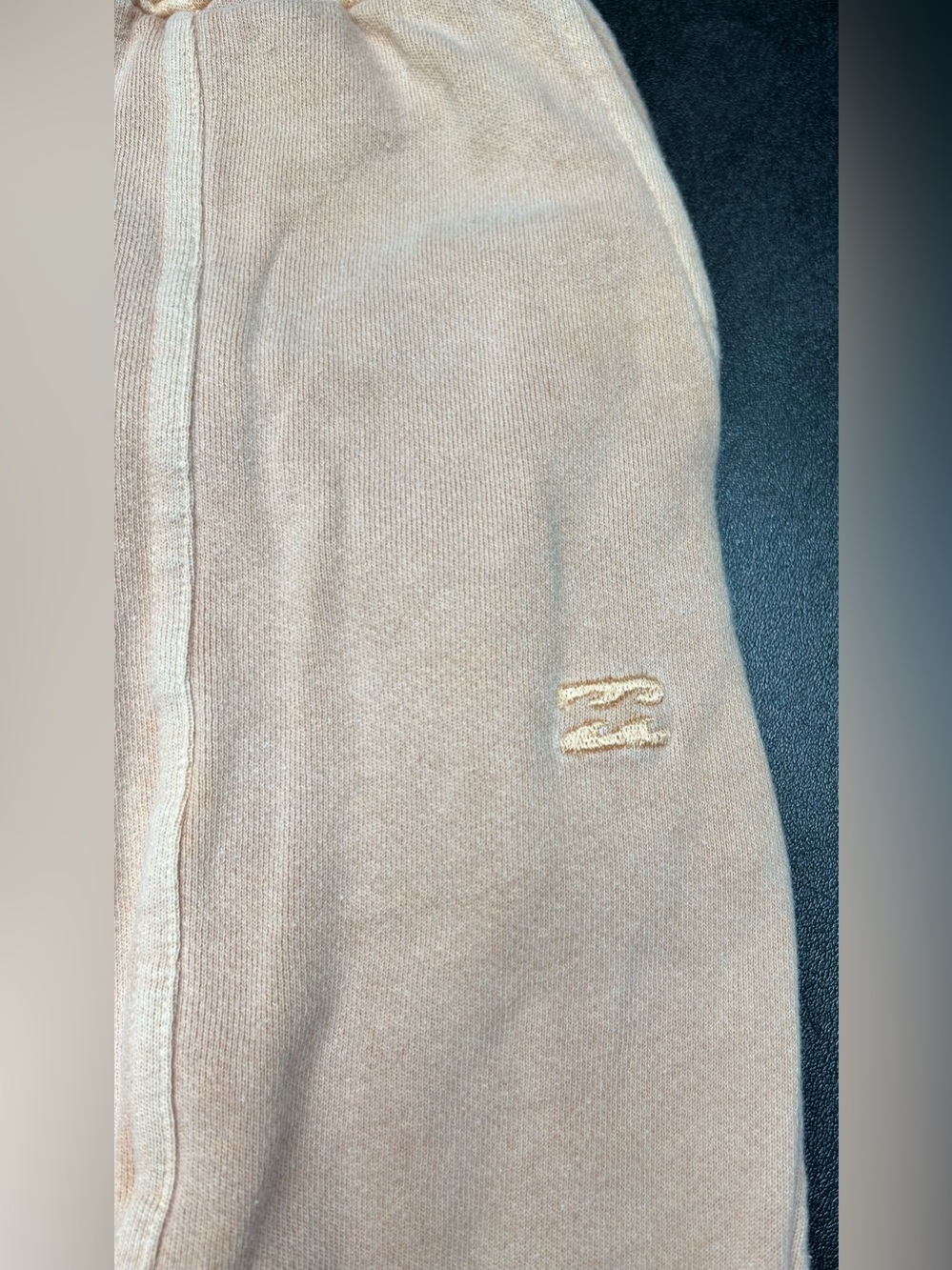 Billabong Women’s Size S Beige Terry Cloth Jogger Sweatpants - Picture 3 of 4
